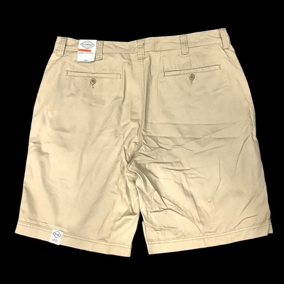 Men's St. John’s Bay 40 XL Chino Khakis Shorts Khaki Flat Front Cotton Twill NWT - Picture 3 of 8